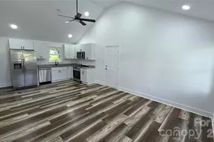 513 E Ohio Ave, Bessemer City, NC 28016 - Photo 8