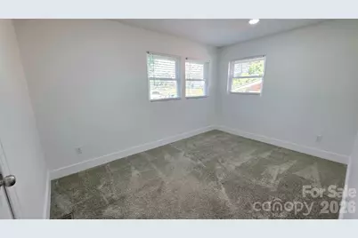 513 E Ohio Avenue, Bessemer City, NC 28016 - Photo 22