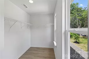 5226 Hickory Ln, Charlotte, NC 28216 - Photo 24