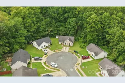 5205 Windy Valley Drive, Charlotte, NC 28208 - Photo 12