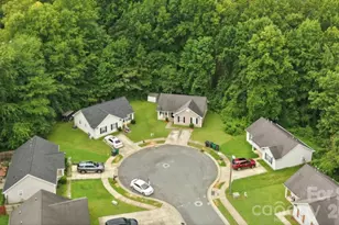 5205 Windy Valley Dr, Charlotte, NC 28208 - Photo 12