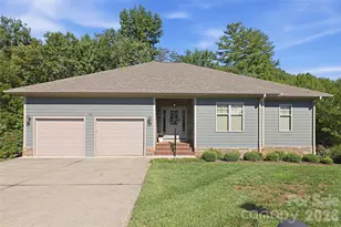 125 Beechmont Dr, Morganton, NC 28655 - Photo 1