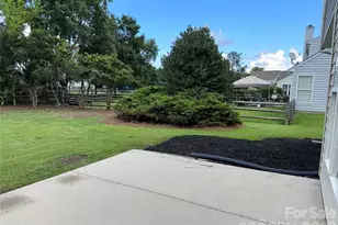 5867 Crimson Oak Ct, Harrisburg, NC 28075 - Photo 14