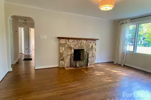 5300 Buckingham Dr, Charlotte, NC 28209 - Photo 2