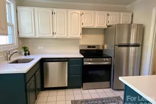 5300 Buckingham Dr, Charlotte, NC 28209 - Photo 8