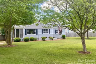 5300 Buckingham Dr, Charlotte, NC 28209 - Photo 16