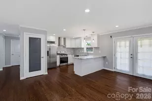 1742 Herrin Ave, Charlotte, NC 28205 - Photo 12