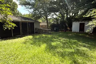 4410 Brooktree Dr, Charlotte, NC 28208 - Photo 18