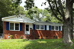 4410 Brooktree Dr, Charlotte, NC 28208 - Photo 2