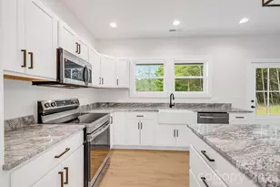 118 Dog Star Ln, Alexander, NC 28701 - Photo 14