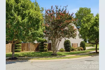 8807 Royal Bluff Drive, Charlotte, NC 28269 - Photo 30