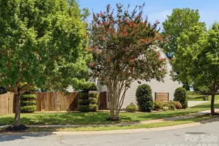 8807 Royal Bluff Dr, Charlotte, NC 28269 - Photo 30