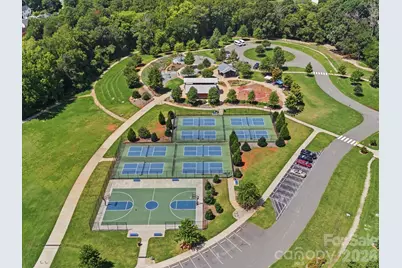8807 Royal Bluff Drive, Charlotte, NC 28269 - Photo 36