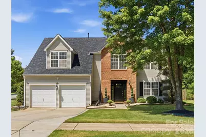 8807 Royal Bluff Drive, Charlotte, NC 28269 - Photo 2