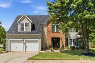 8807 Royal Bluff Dr, Charlotte, NC 28269 - Photo 2