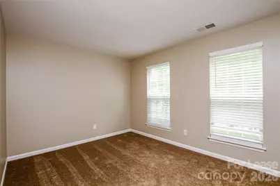 601 N Mulberry Street, Statesville, NC 28677 - Photo 10