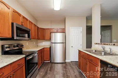 601 N Mulberry Street, Statesville, NC 28677 - Photo 2