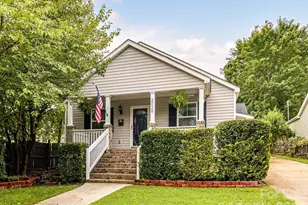 2028 Hamorton Pl, Charlotte, NC 28205 - Photo 2