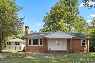 116 Candler School Rd, Candler, NC 28715 - Photo 2