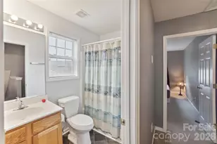 1508 Hollow Maple Dr, Charlotte, NC 28216 - Photo 10