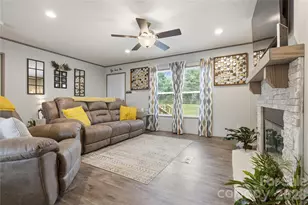 3906 Hollis Rd, Ellenboro, NC 28040 - Photo 14