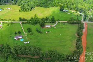 3906 Hollis Rd, Ellenboro, NC 28040 - Photo 32