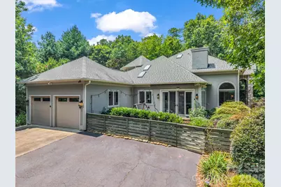 556 Quail Ridge Boulevard, Lake Lure, NC 28746 - Photo 2