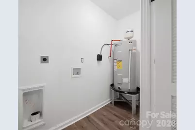 908 13th Street NW, Conover, NC 28613 - Photo 22