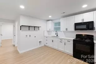 615 E Saunders Ave, Newton, NC 28658 - Photo 4