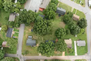 615 E Saunders Ave, Newton, NC 28658 - Photo 28