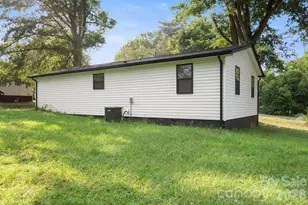 615 E Saunders Ave, Newton, NC 28658 - Photo 24