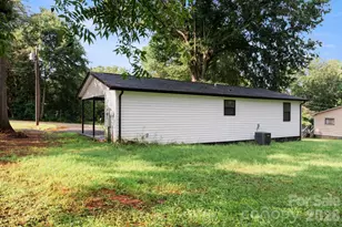 615 E Saunders Ave, Newton, NC 28658 - Photo 26