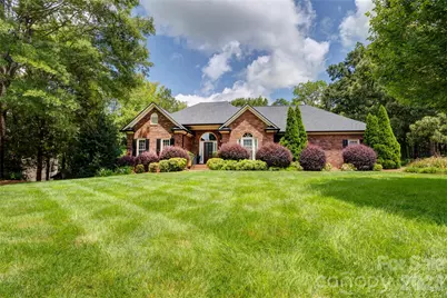 1152 N Windsor Drive, Kannapolis, NC 28081 - Photo 1