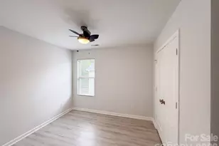 7329 Hidden Creek Dr, Charlotte, NC 28214 - Photo 12