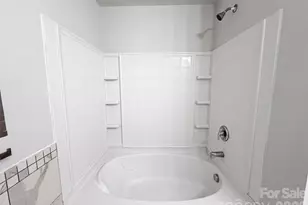 7329 Hidden Creek Dr, Charlotte, NC 28214 - Photo 14