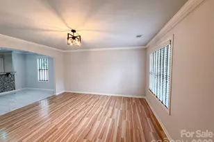 7329 Hidden Creek Dr, Charlotte, NC 28214 - Photo 6