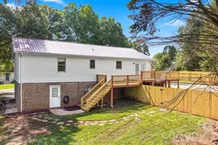 1257 Canseco Ln, Hickory, NC 28602 - Photo 32