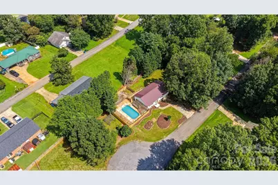 1257 Canseco Lane, Hickory, NC 28602 - Photo 34