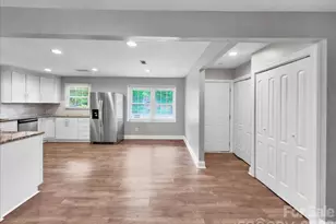 1926 Tyvola Rd, Charlotte, NC 28210 - Photo 8