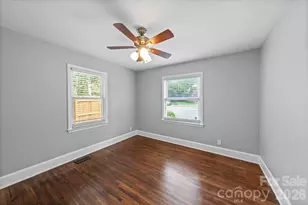 3137 Mathis Dr, Charlotte, NC 28208 - Photo 14