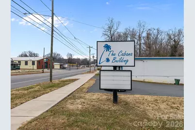 1108 S Salisbury Avenue, Spencer, NC 28159 - Photo 2