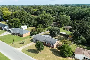 5426 Oakcrest Rd, Sumter, SC 29154 - Photo 6