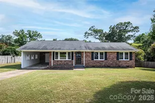 5426 Oakcrest Rd, Sumter, SC 29154 - Photo 1