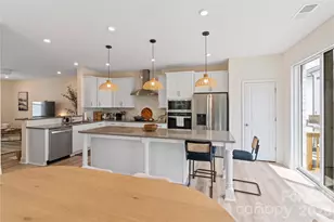 2414 Magnolia Blossom Wy, Charlotte, NC 28211 - Photo 16