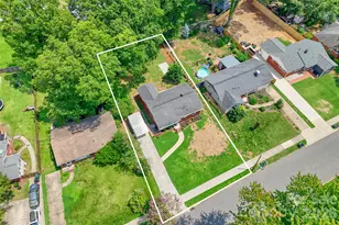 1062 Dresden Dr W, Charlotte, NC 28205 - Photo 26