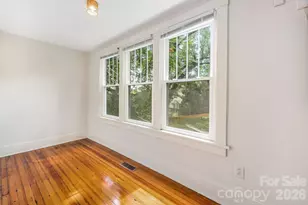181 Courtland Pl, Asheville, NC 28801 - Photo 20