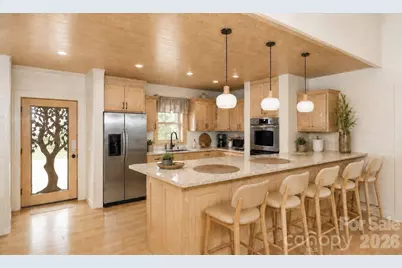 213 Three Rivers Drive, Hendersonville, NC 28792 - Photo 2