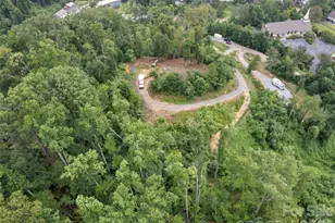 213 Three Rivers Dr, Hendersonville, NC 28792 - Photo 24