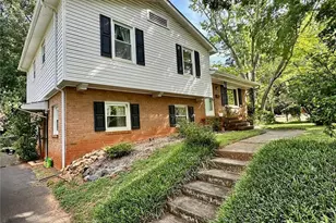 7200 Woodstock Dr, Charlotte, NC 28210 - Photo 2