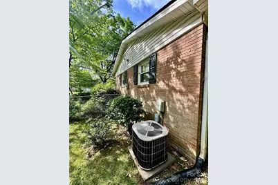 7200 Woodstock Drive, Charlotte, NC 28210 - Photo 6